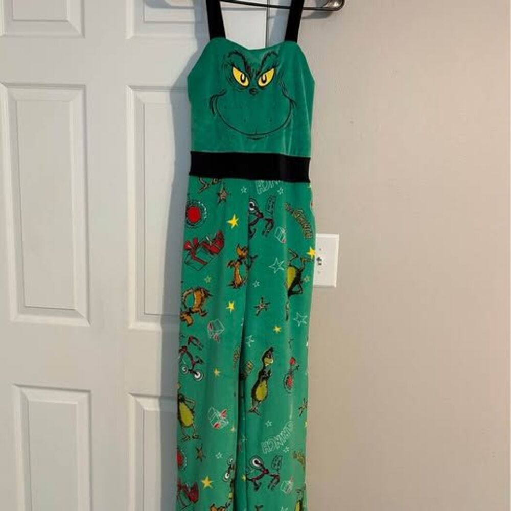 The Grinch Women’s XS Holiday Pajama Jumpsuit Green Velour Christmas Dr Seuss